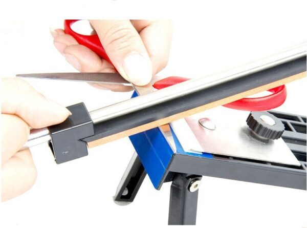 Premium knife sharpening system for precise sharpening with beautiful industrial design